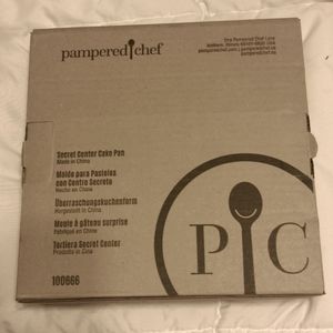 Secret center cake pan